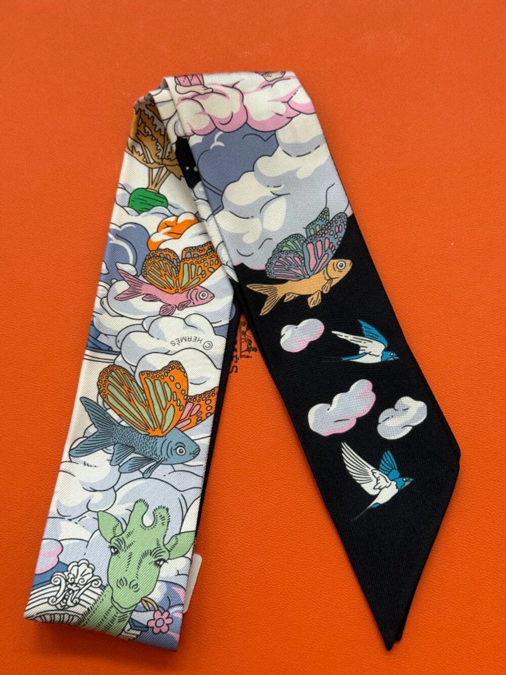 Hermes Twilly Sur Mon Nuage Caramel Silk Scarf - Picture 5 of 6